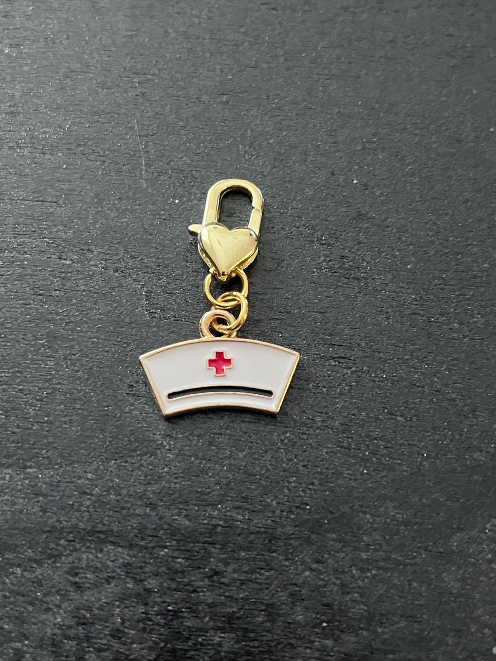 Gold Nurse Hat Clip-On Charm – Elegant & Meaningful Healthcare Accessory